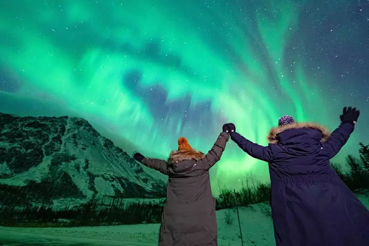SkyChase™ | Northern Lights Experience - Free Photography & More