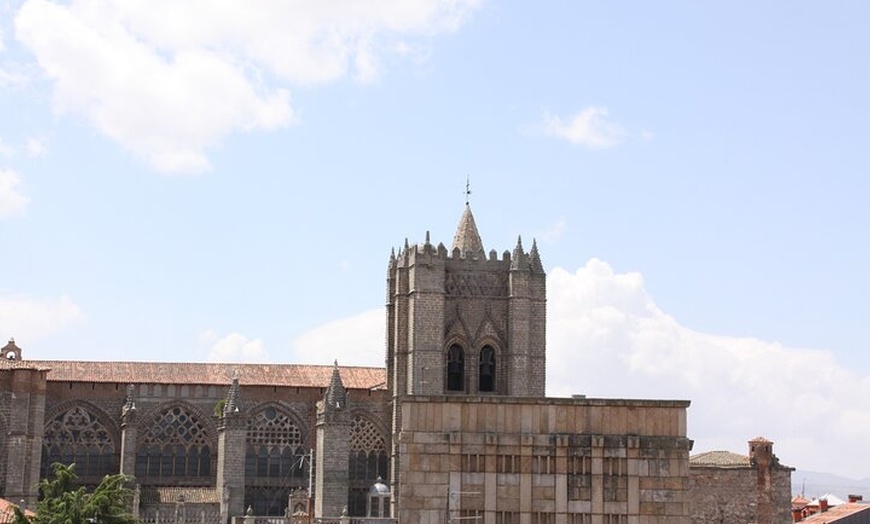 Image 3: Tour a pie por el casco antiguo de Ávila