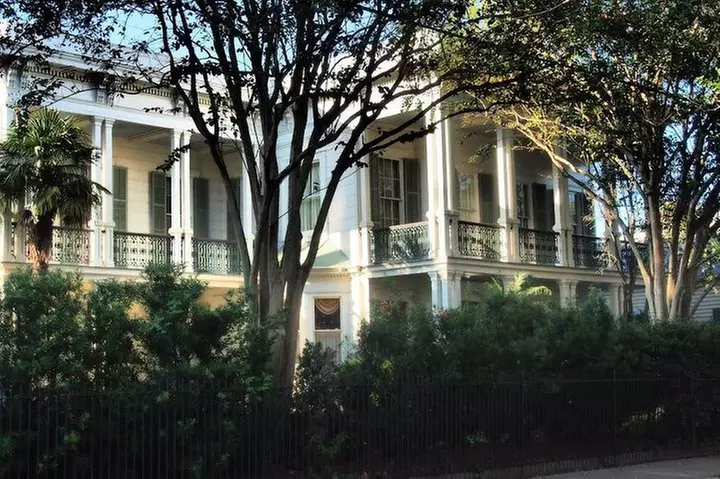 Garden District Home and History Walking Tour