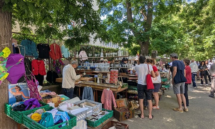 Image 11: Visite à pied des Vanves du marché aux puces