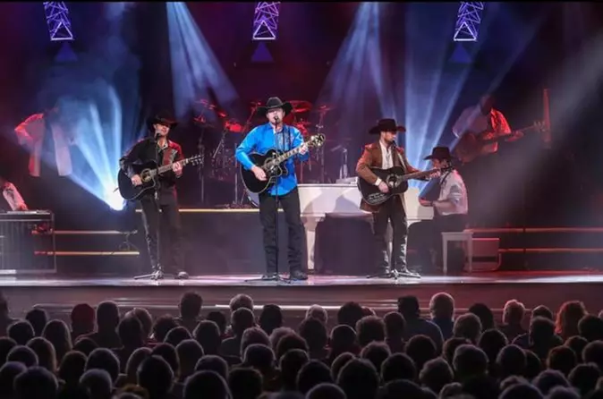 Branson's Famous Baldknobbers Show - Primary Image
