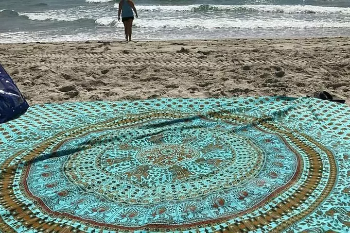 Sound Bath Meditation and Yoga Experience: Retail Therapy Gift for ...