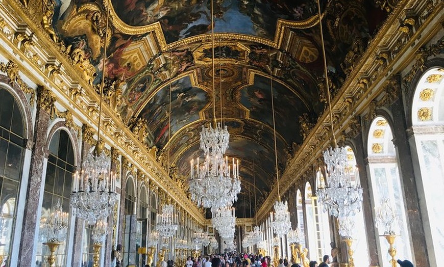 Image 5: Visite guidée privée de Versailles et Giverny avec déjeuner, au dép...