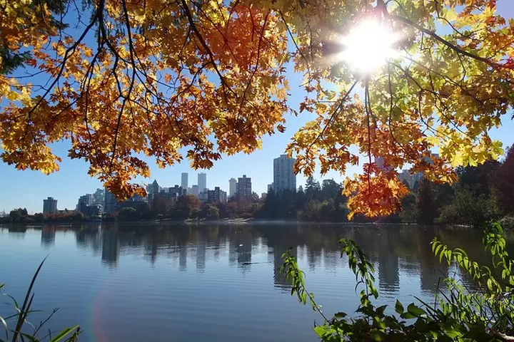 Cycling the Seawall: A Self-Guided Audio Tour Along the Stanley Par...
