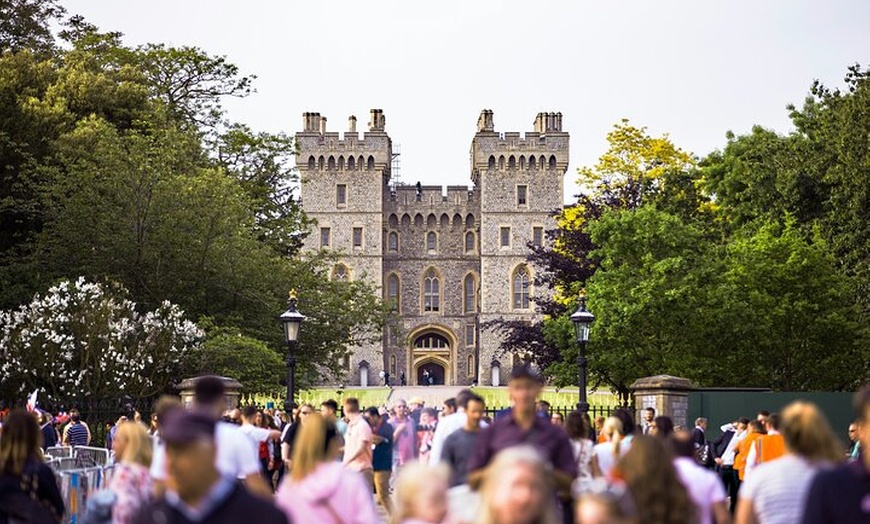 Image 2: Windsor Castle Entry Tickets