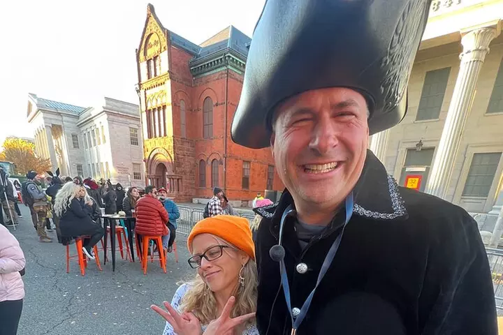 Wicked Awesome Tours: Witch Trial History and Salem Haunts!