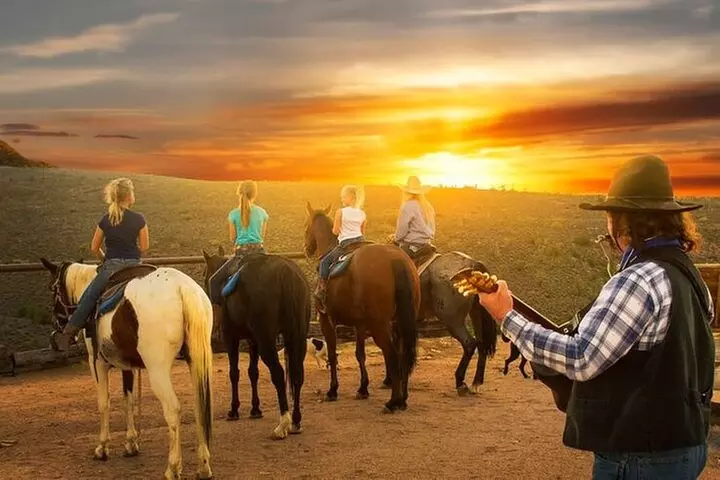 Full Day Grand Canyon Trip with Horseback Ride From Las Vegas