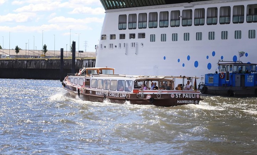 Image 8: Hop-on Hop-off auf dem Wasser mit der Maritime Circle Line in Hamburg