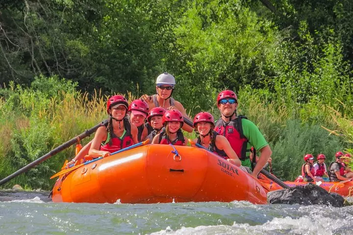 Nugget Falls class IV Half-Day Rafting on The Rogue River
