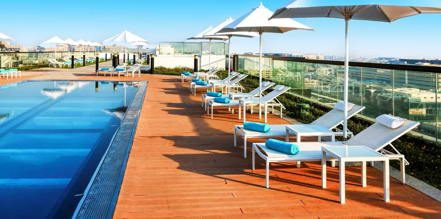 ✈ EMIRATS ARABES UNIS | Dubaï - Grand Mercure Dubai City 5*, 2 nuit - Piscines - Primary Image