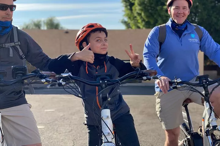 Scottsdale & McCormick Ranch E-Bike Tour - 2 Hours