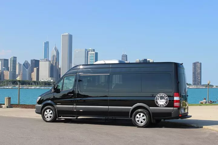 Chicago Private Custom City Tour with Hotel Pick Up