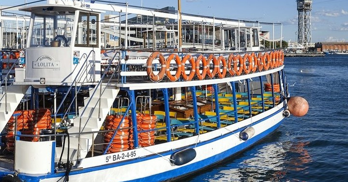 Tour en barco de 40 minutos de Las Golondrinas en Barcelona