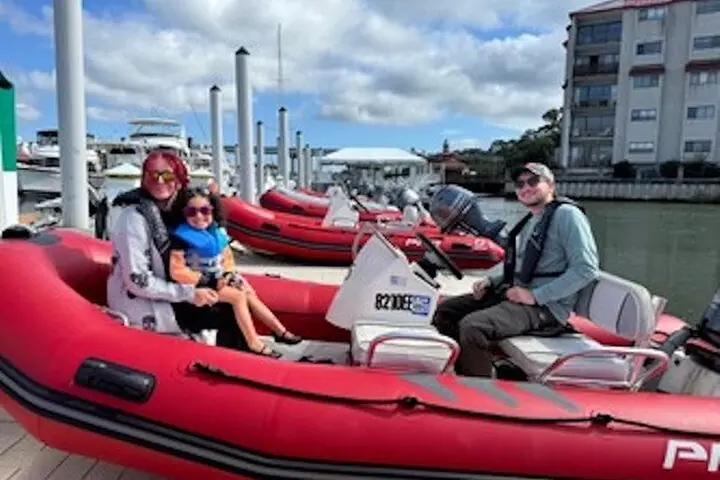 Hilton Head Guided Dolphin Watching & Sightseeing Tour via Mini Boat