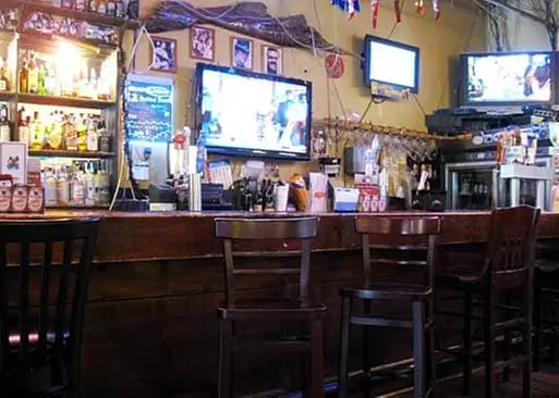 5% Cash Back at Locos Grill and Pub