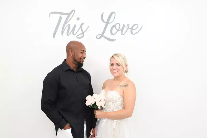 Quickie Las Vegas Wedding at Paradise Wedding Chapel