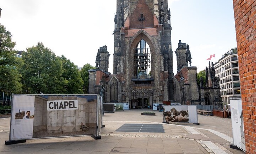 Image 14: Hamburg Historische Altstadt und 2. Weltkrieg Rundgang in Kleingruppe