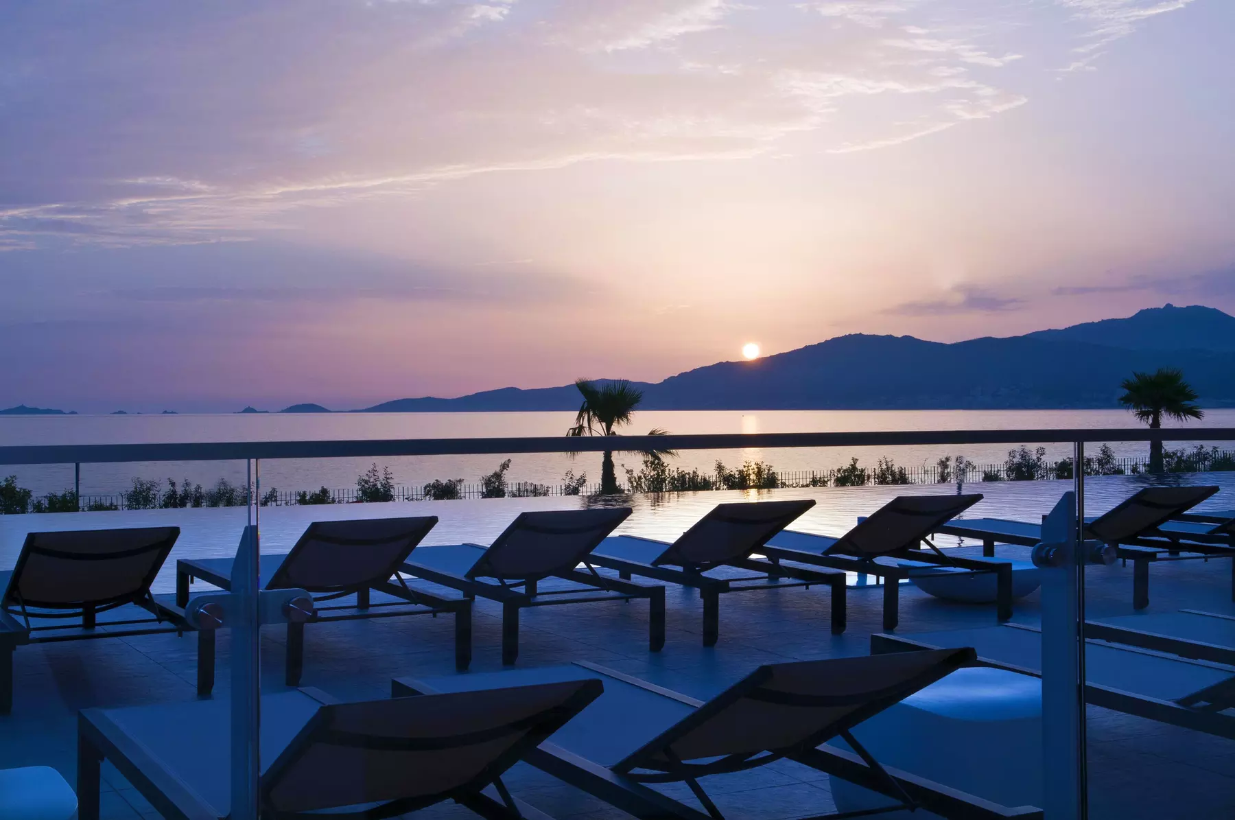 ✈ CORSE | Ajaccio - Radisson Blu Resort & Spa Ajaccio Bay 4*, 2 nui...