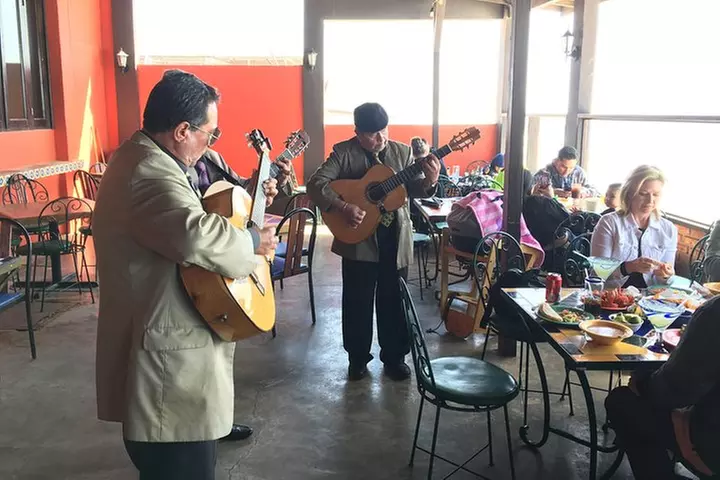 Puerto Nuevo Lobster, Margaritas and Mariachi Private Tour