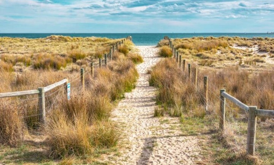 Image 10: Melbourne Landmark City Tour. Your day Your way Your private tour