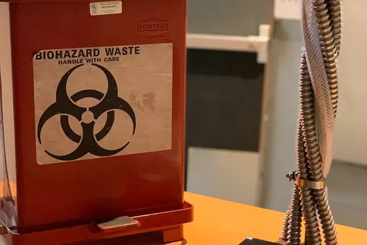 Escape room: Dr. Field's Mad Lab
