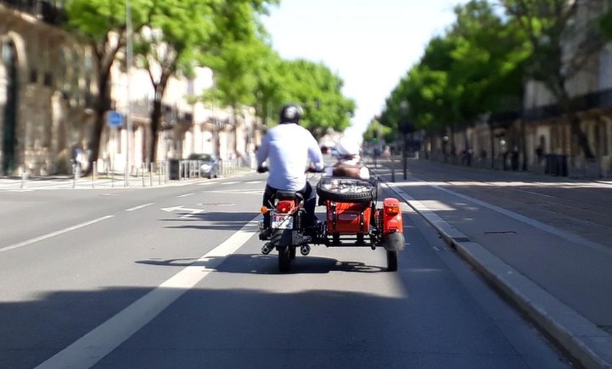 Image 9: Visite privée de Bordeaux en side-car