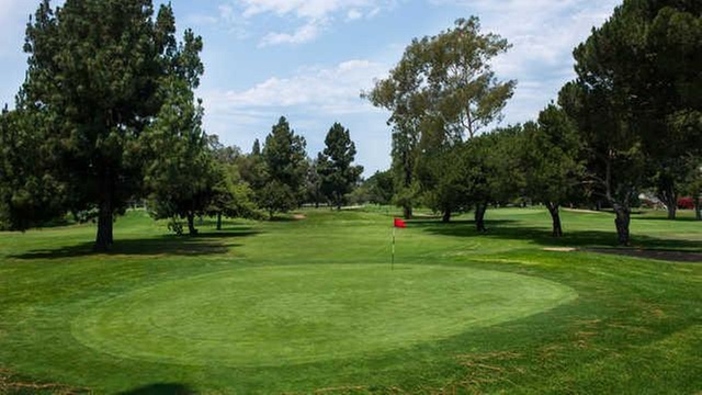 Online Booking - Round of Golf at Heartwell Golf Course