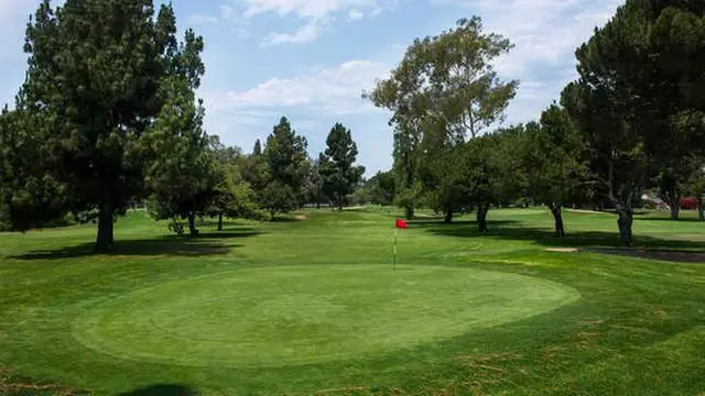 Online Booking - Round of Golf at Heartwell Golf Course