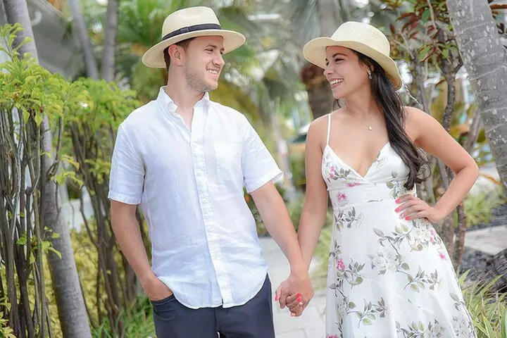 Key West Photo Shoot at Your Resort or the Beach - Primary Image