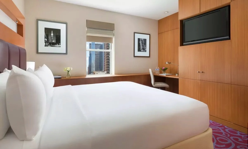 Image 2: ✈ UNITED STATES | New York City - Hotel 57 4*, 3 nights - City break