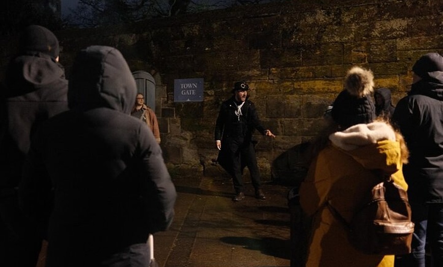 Image 4: Dark History Walking Tour in Warwick