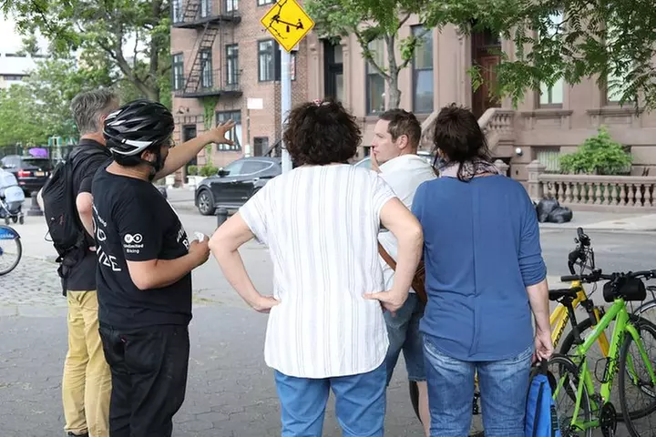 Highlights of New York City Guided Bike Tour (English or Dutch)