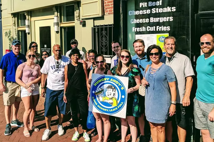 Baltimore Walking Foodie Tour in Fells Point