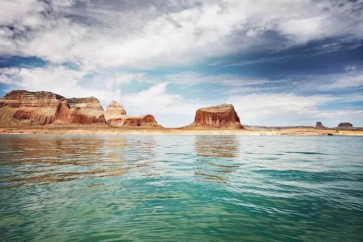 Private Customized Half-Day 4-Hour Boat Tour of Antelope Canyon - Second Medium