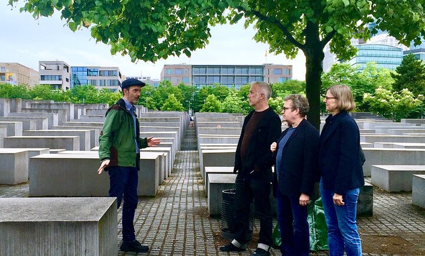 Image 4: Private Halbtagestour Berlin: Kultur-, Tyrannei-, Toleranzhauptstadt