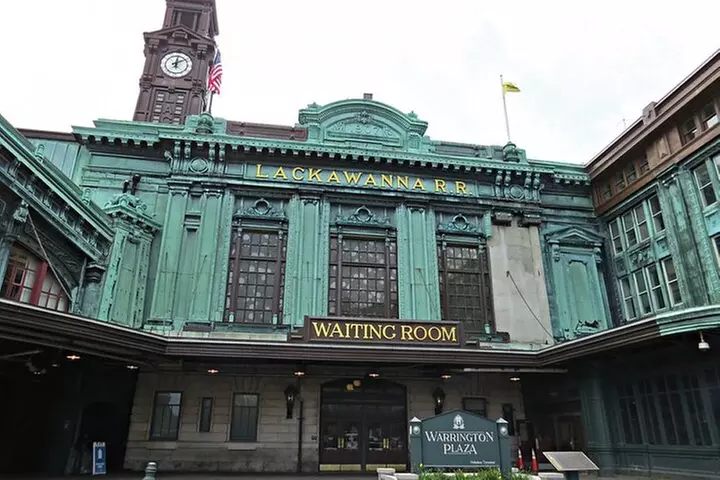 Self-Guided Scavenger Hunt: Hoboken Harbor & History!