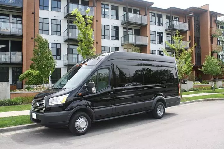 Private Transfer from Whistler to Vancouver or YVR - Primary Image