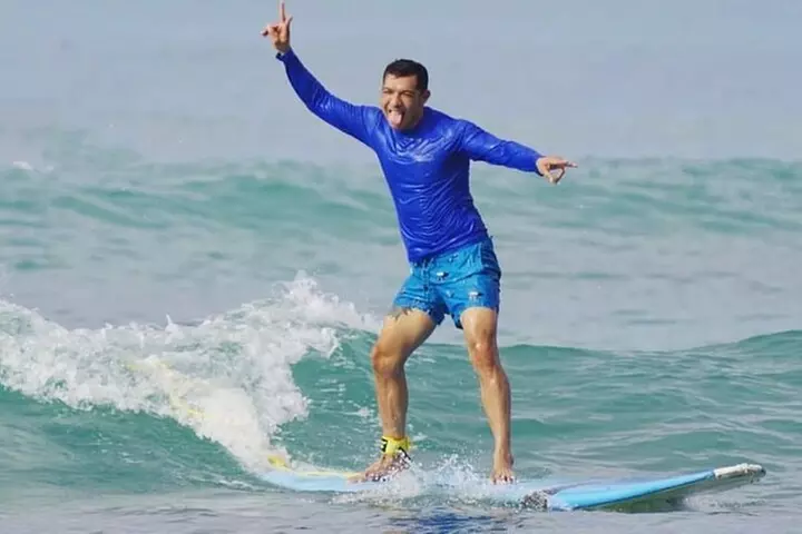 surfing lessons for beginners
