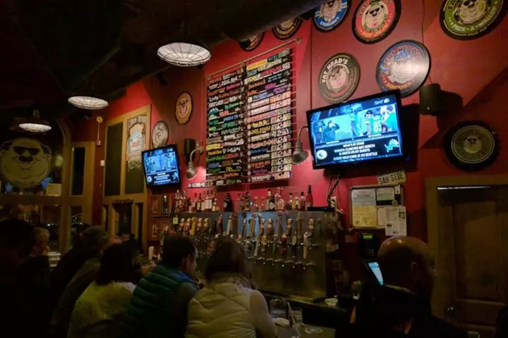 Pittsburgh Bar Hunt: Party Through Pittsburgh Bar Crawl - Primary Image
