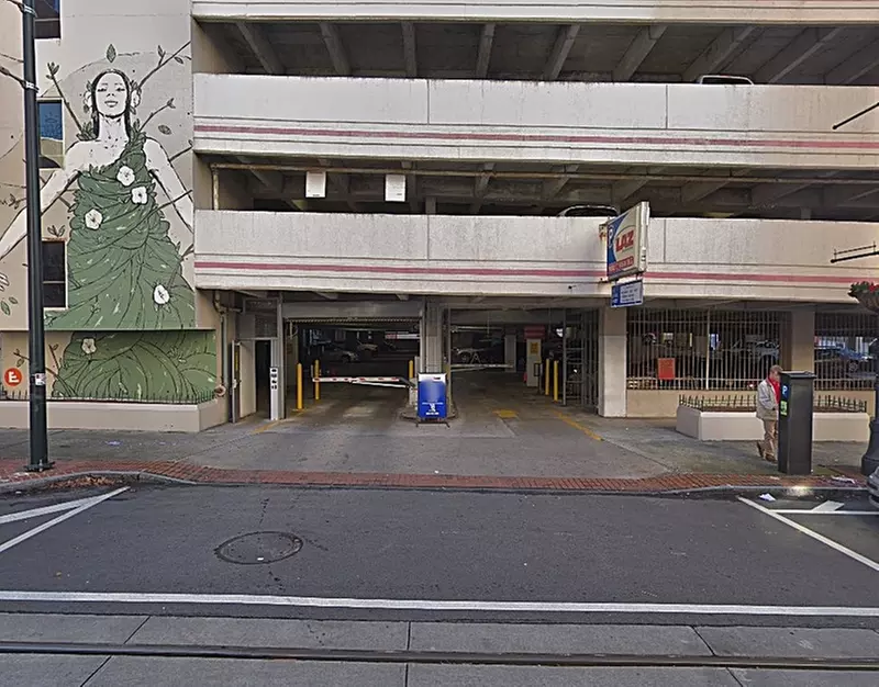 Parking at 100 Luckie St. NW. Garage