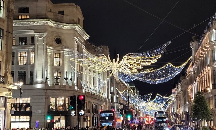 Image 3: Private Christmas Lights Taxi Tour of London