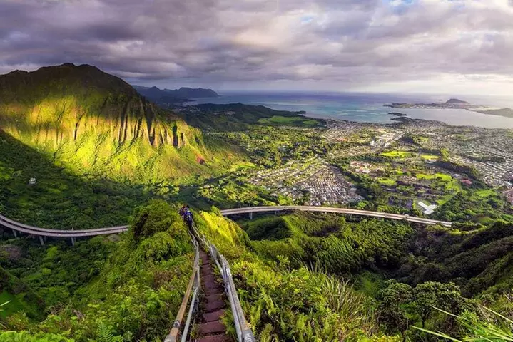 Private Transfer from Ko Olina to Honolulu (HLN) Airport - Second Medium