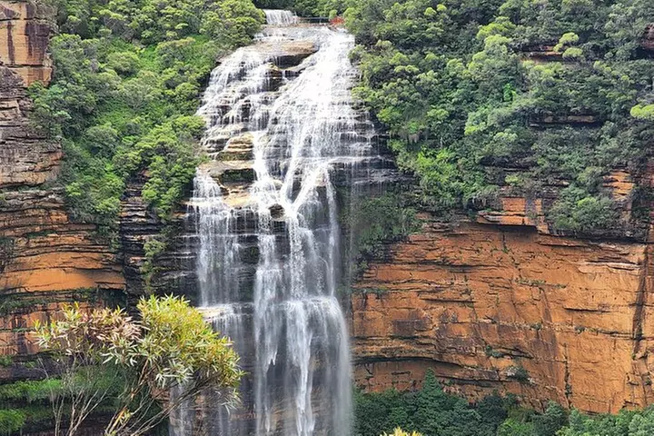 Blue Mountains Small Group Tour with Waterfall Walk & Fresh Lunch