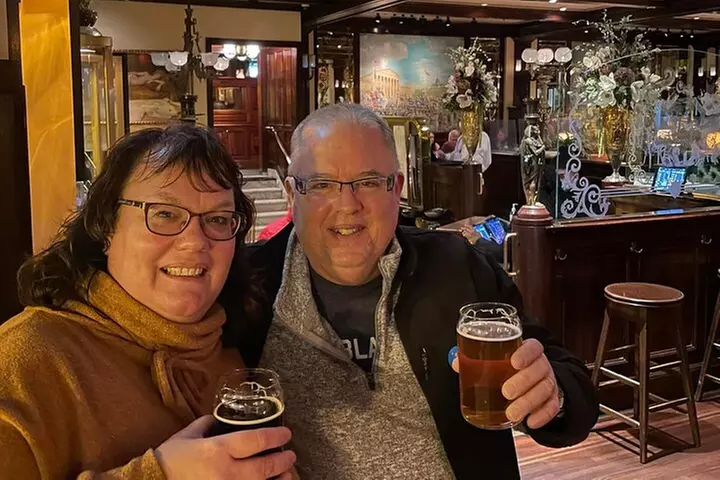 Small-Group History Tour Pub Crawl of Washington, D.C.