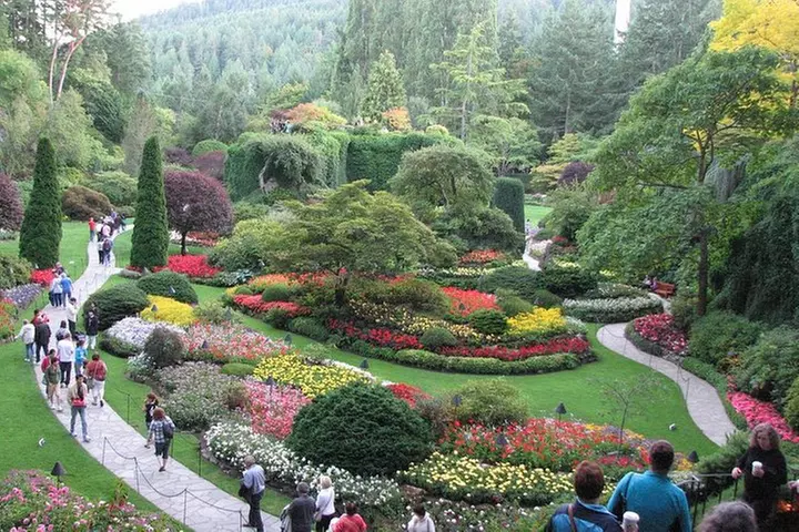 Fully narrated tour of Butchart Gardens and Saanich Peninsula - Primary Image