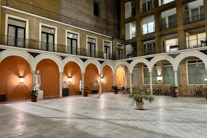 Tour de la Sevilla Paranormal y Misteriosa (grupos pequeños)