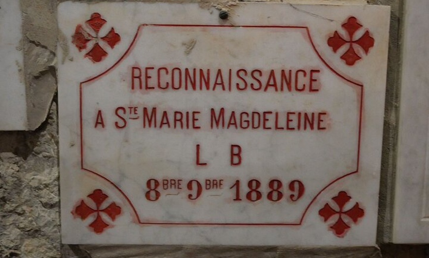 Image 3: Visite privée de la grotte Marie-Madeleine et de la basilique St Ma...