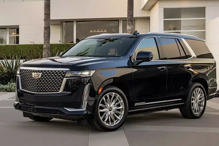 Airport luxury arrival ride by SUV, Sedan, Minibus or Limousine