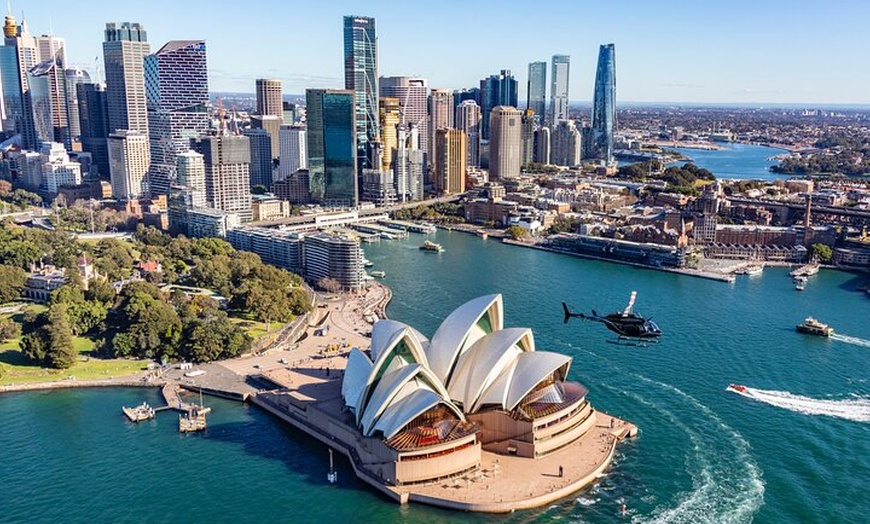 Image 3: Sydney Grand Tour by Helicopter