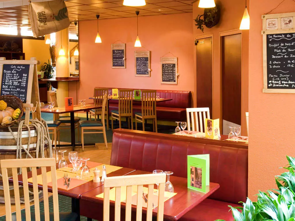 ✈ FRANKREICH | Paris - Ibis Paris Alesia Montparnasse 3*, 1 Nacht -...